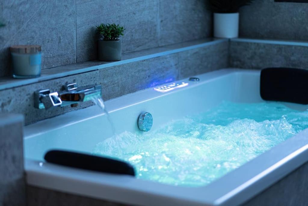 L'Instant Leger - Centre Ville Chambery Ngoại thất bức ảnh