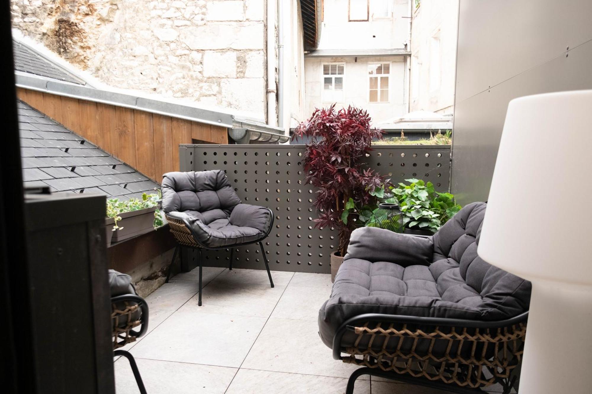 L'Instant Leger - Centre Ville Chambery Ngoại thất bức ảnh