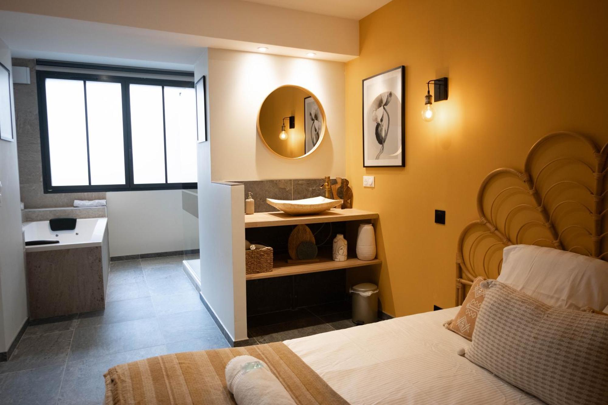 L'Instant Leger - Centre Ville Chambery Ngoại thất bức ảnh